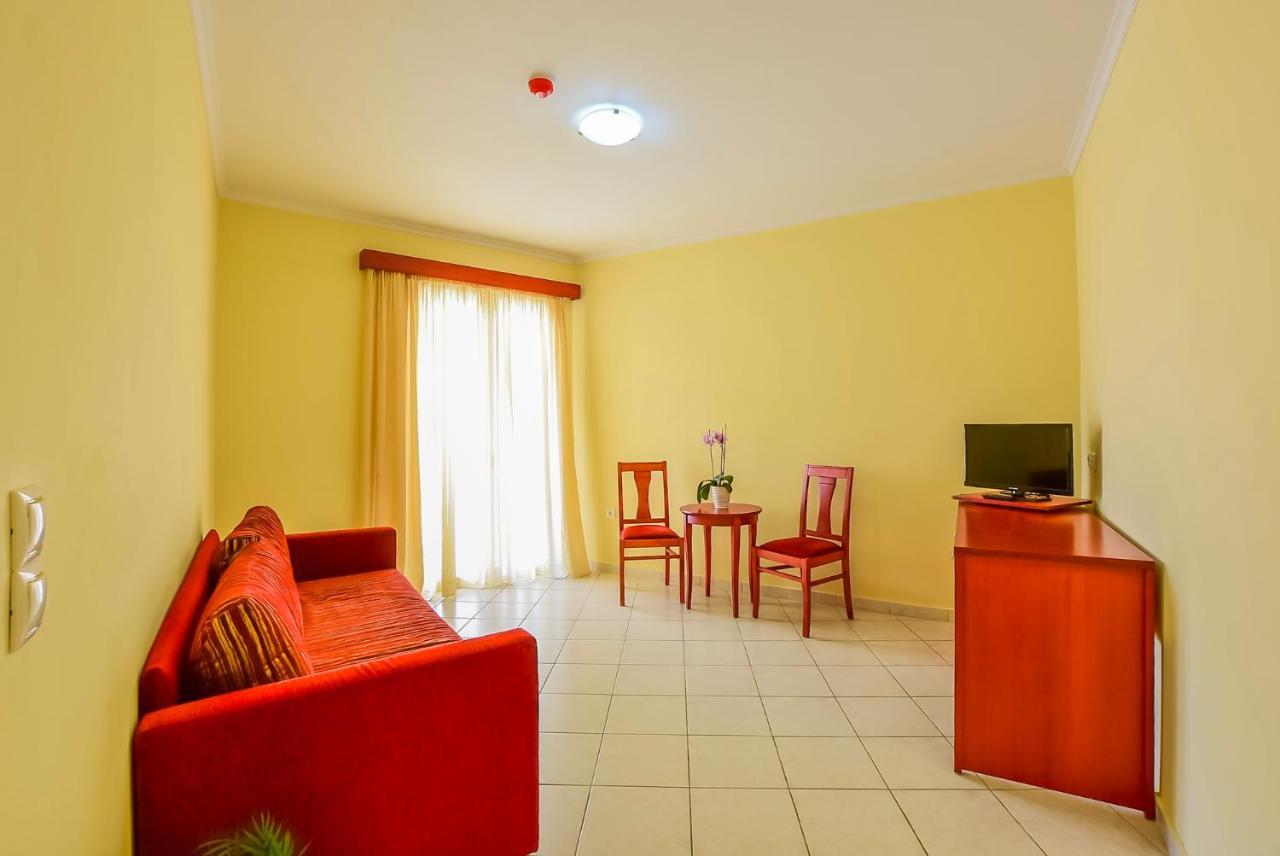 Timos Hotel Лаганас Екстериор снимка