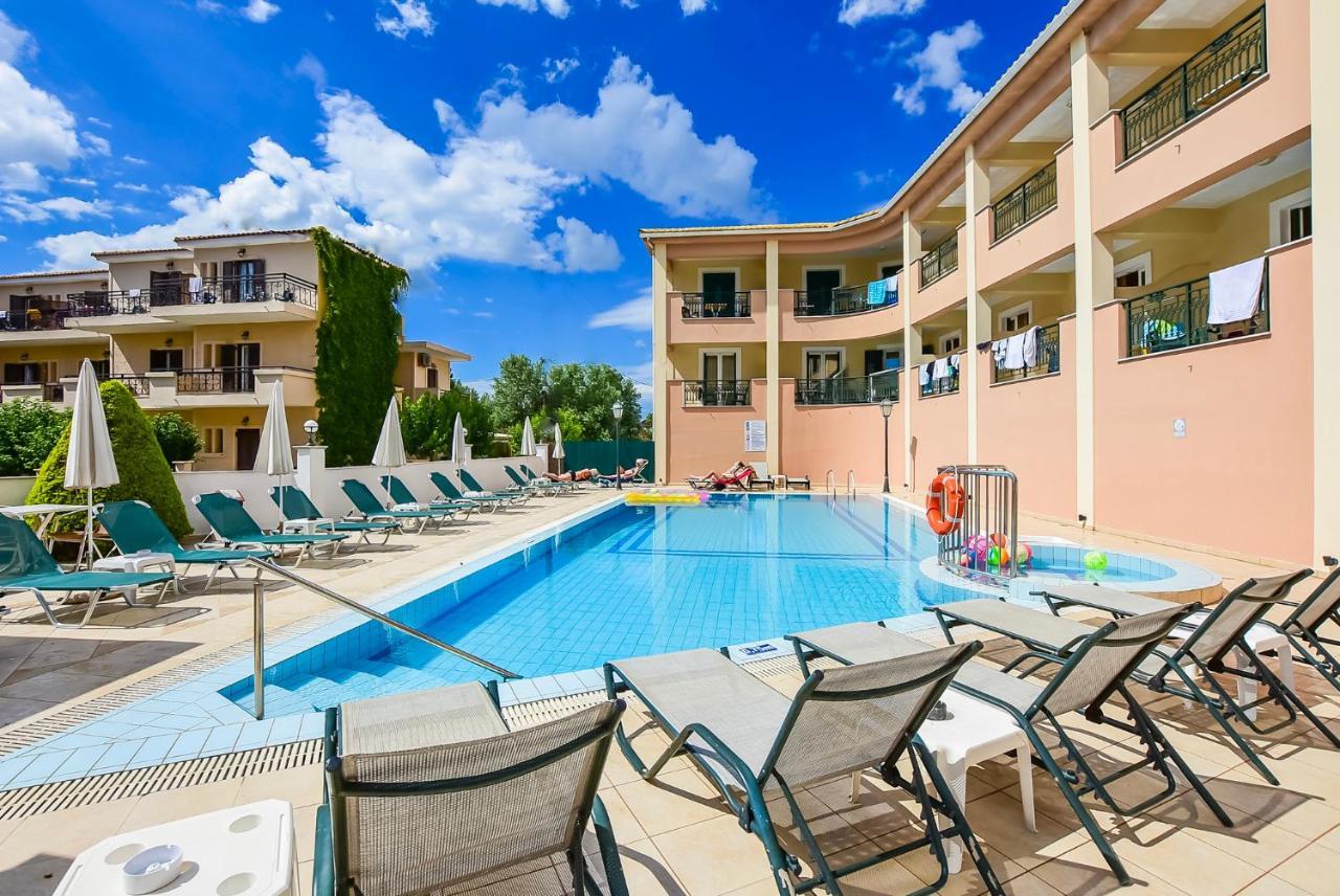 Timos Hotel Лаганас Екстериор снимка