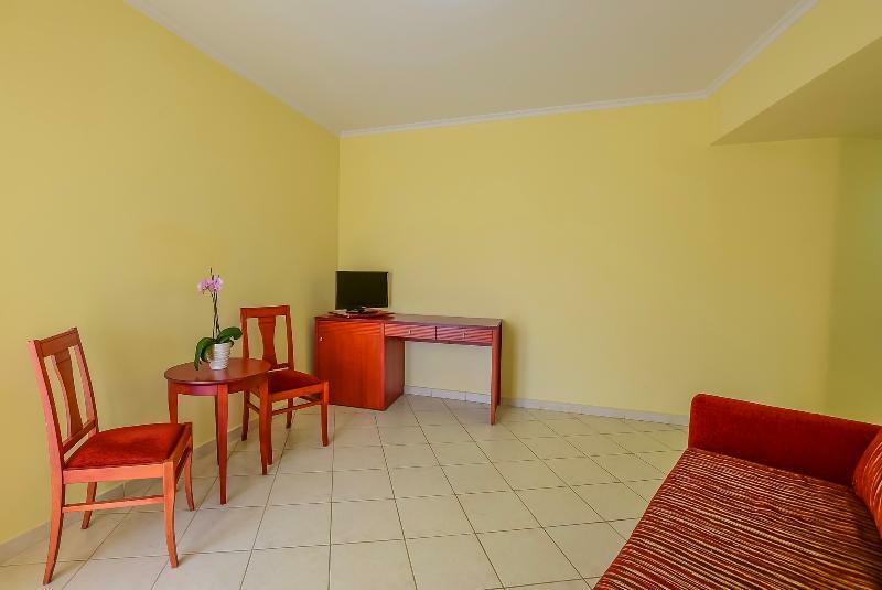 Timos Hotel Лаганас Екстериор снимка